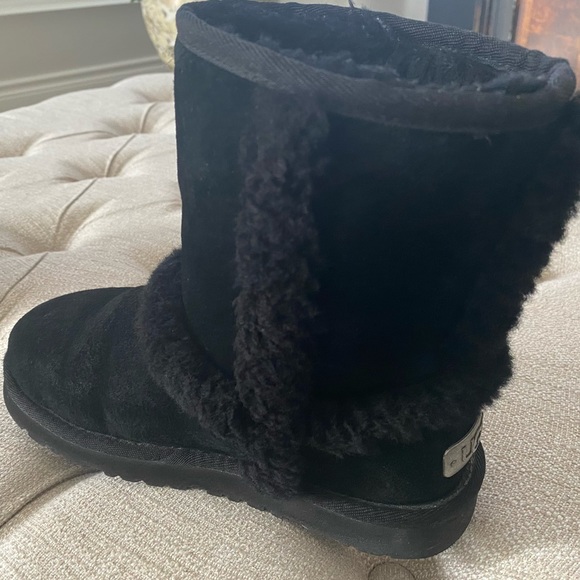 UGG Kids black waterproof suede warm winter boots - Picture 5 of 10